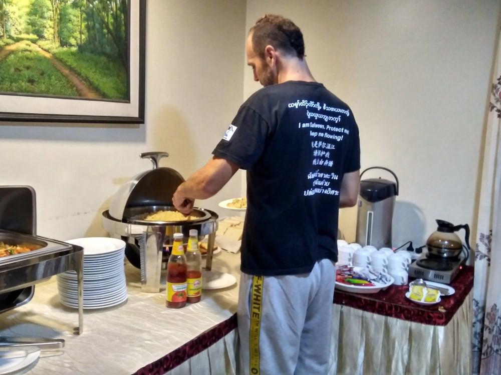 Hotel Sahara Mandalay Dış mekan fotoğraf
